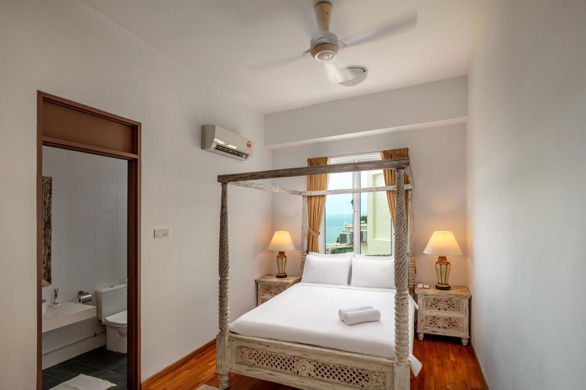 Panoramic Seaview Holiday Home - Batu Ferringhi Exterior photo